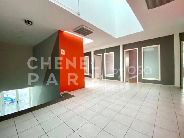 Bureau prestigieux de 315 m2 en location Metz, France
