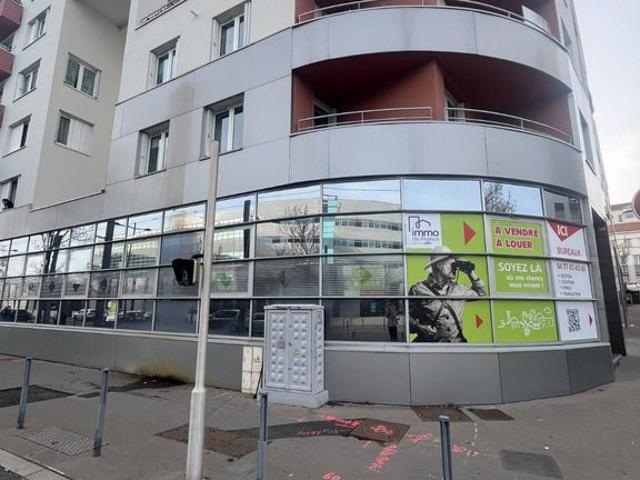 Bureau prestigieux de 485 m2 en vente Saint Étienne, Auvergne Rhône Alpes