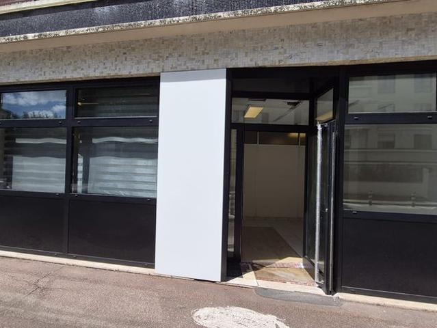 Bureau prestigieux de 72 m2 en location Le Perreux sur Marne, France