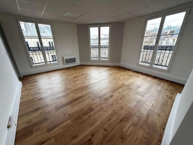 Bureau prestigieux de 90 m2 en location Chatelet les Halles, Louvre Tuileries, Palais Royal, France