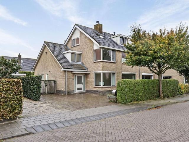 Burgemeester Quarles van Uffordstraat 5, 1391GG, Abcoude, Utrecht 1391GG