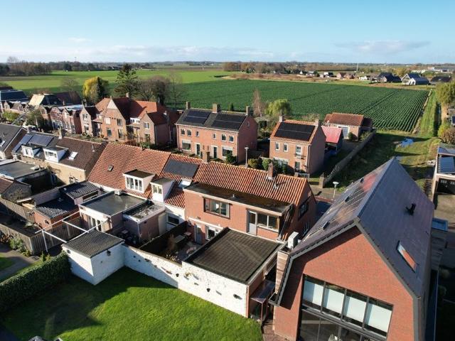Burgemeester van Loonstraat 60, 4651CE, Steenbergen, Noord Brabant 4651CE