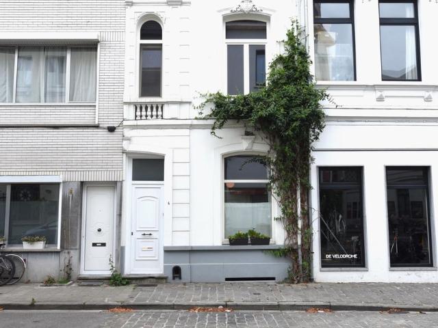 Herenhuis te koop voor 480000 euro met 3 slaapkamers