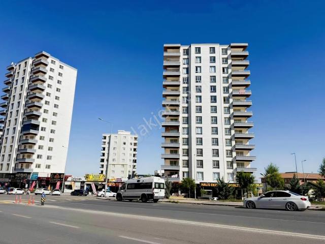 Burhan Kılınç'dan Kiralık 3+1 Açıklamayı Okuyunuz