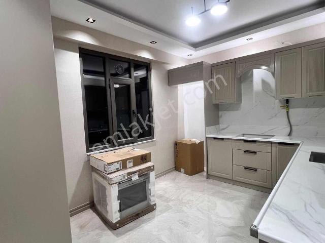 Burhan Kılınç'dan Ultra Lüx 3+1 Merkezi Konumda