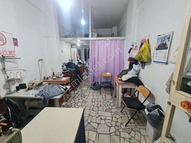 Burhaniye Merkezde Yaya Caddesinde Yatırımlık Satılık Dükkan