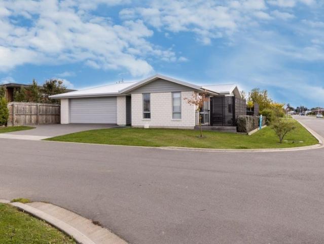 burleigh, 3 bedrooms