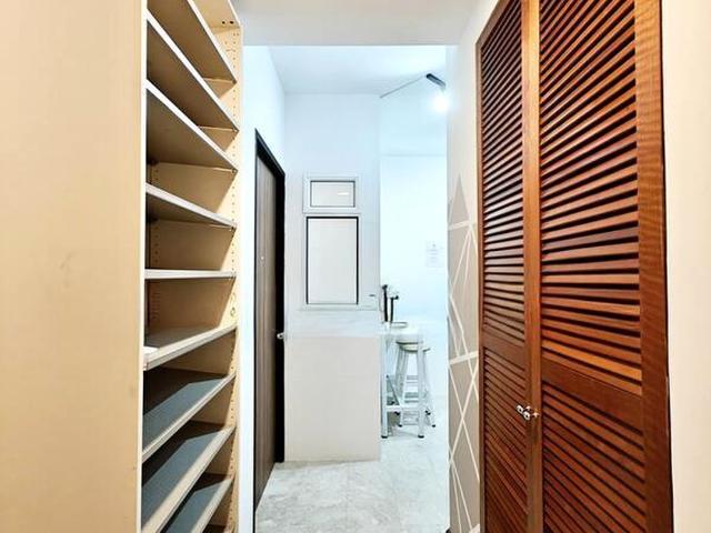 Burlington Square D7, Apartment