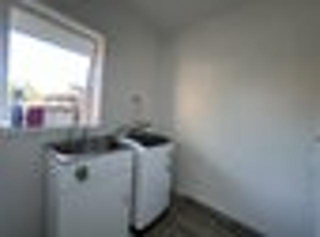 Burnside, 2 bedrooms, $550 pw