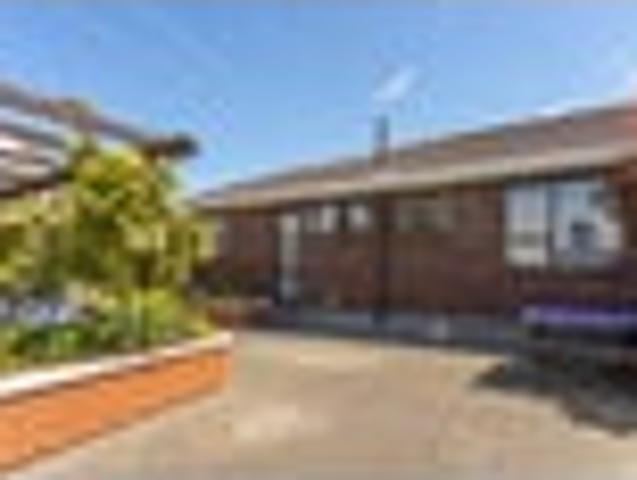 Burnside, 2 bedrooms, $620 pw
