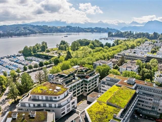 Büro mit besten Aussichten