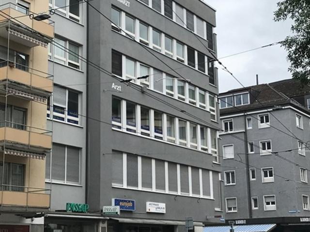 Büro/Atelier direkt beim Bahnhof Oerlikon
