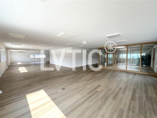 Büros, Räumlichkeiten von 410 m2 zu vermieten in Collombey