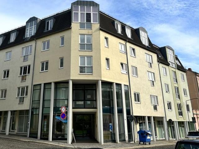 Büro/Praxis in günstig gelegenem WGH, Neubau 1996, 1.OG, ca. 125 m², Balkon, Modernisierungsbedarf