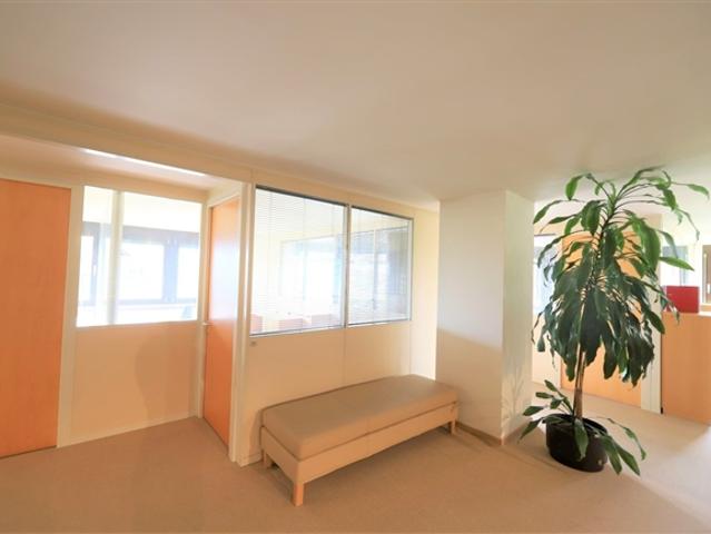 Business Center Premium – Exklusive Büros mit Seeblick