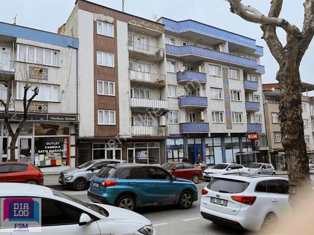Bursa Yıldırım Mesken Meydanına Yakın Cadde Üzerinde Kiralık