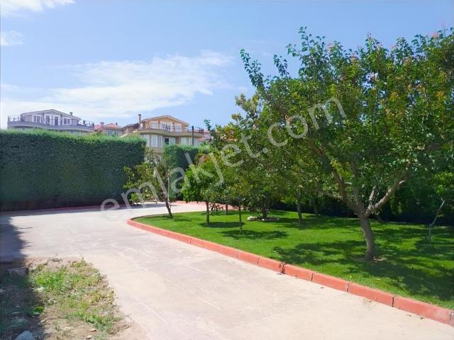 Bursa Bademlide Satılık 980 M2 Villa