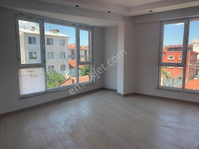 Bursa Cd.yakını Köşe Bina Satılık 3+1 Daire B2 31