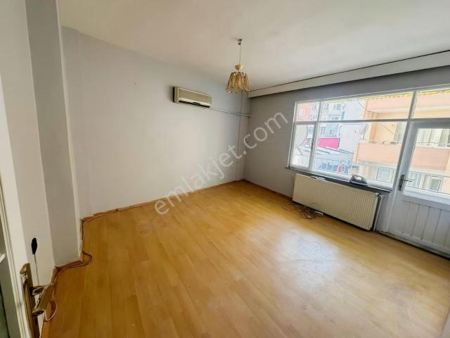 Bursa Emlak Alem i Merkezde 2+1 90 M2 Arakat Kiralık Daire