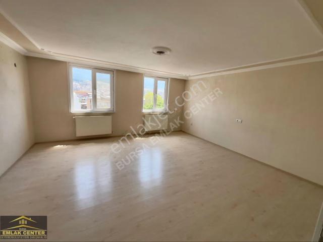 Bursa Emlak Center'dan Kestel Merkezde Kiralık 2+1 Daire