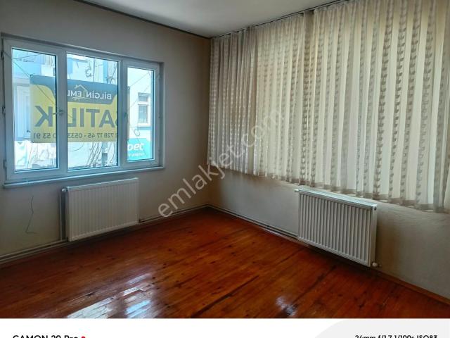 Bursa Küplüpınar Merkezde 3+1 Kombili 2.kat Teraslı Daire Satılık