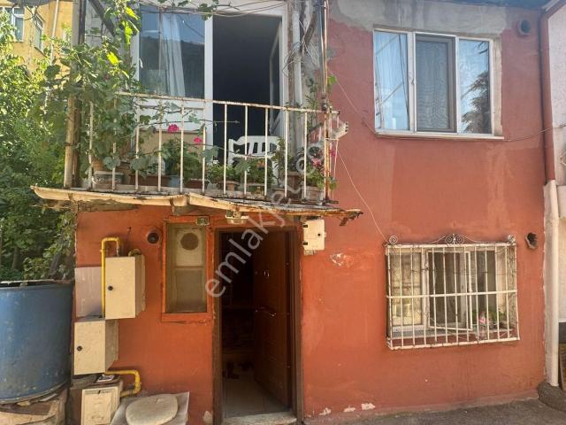 Bursa Merkez Altıparmakta 2 Katlı 2+1 Satılık Müstakil Ev