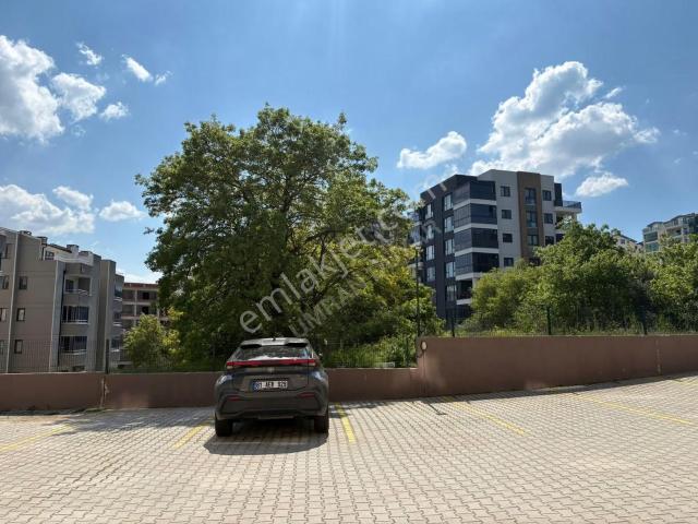 Bursa Nilüfer 30 Ağustos Flora1 Sitesi Havuzlu Satılık 3+1 Daire