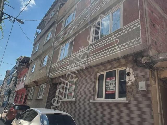Bursa Osm. Kemerçeşme Mahallesi Satılık 3.5 Katlı Müstakil Bina