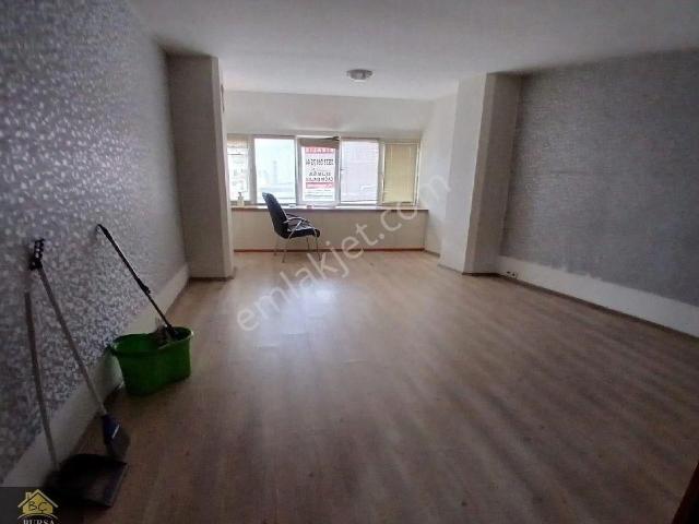 Bursa Osmangazi Demirtaşpaşa İnönü Caddesinde Kiralık Ofis