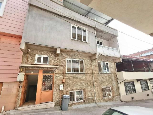 Bursa Osmangazi Hamitler Mahallesi Kiralık 2+1 Ara Kat Daire