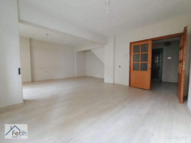 BURSA OSMANGAZİ ORTAPAZAR CADDE ÜSTÜNDE HAYALİNDEKİ EVİNE KAVUŞ! 3+1 DUBLEKS DAİRE ERNA APT