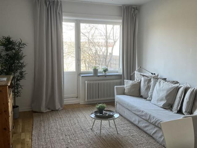 Burspråksvägen 3,5 room