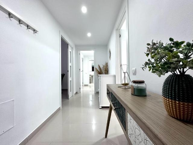 ¿Buscas un piso amplio y moderno para crear tu hogar?