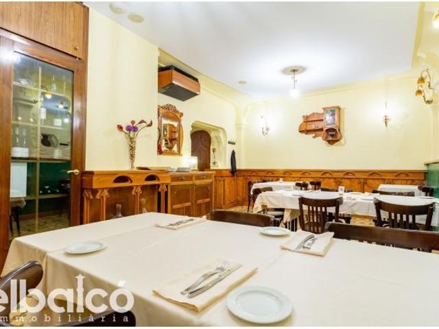 ¿Buscas un restaurante emblemático en Tarragona con una trayectoria impecable? ¡Sadoll te espera!