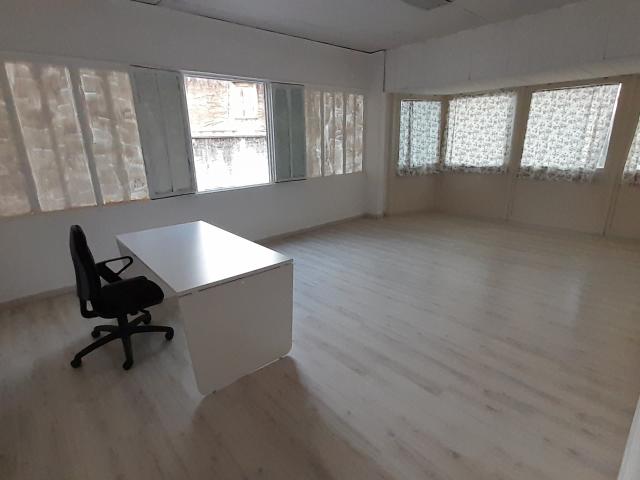 Business Center in Campania, Napoli with Conference Rooms and Parking