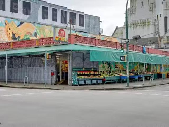 Business for sale in Vancouver, Vancouver East, 300 Powell Str.