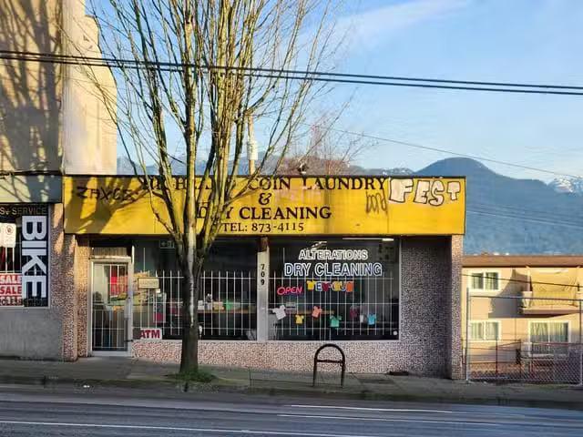 Business for sale in Vancouver, Vancouver East, 709 E Broadway.