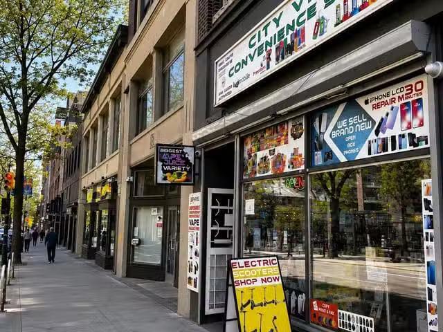 Business for sale in Vancouver, Vancouver West, 150 W Hastings.