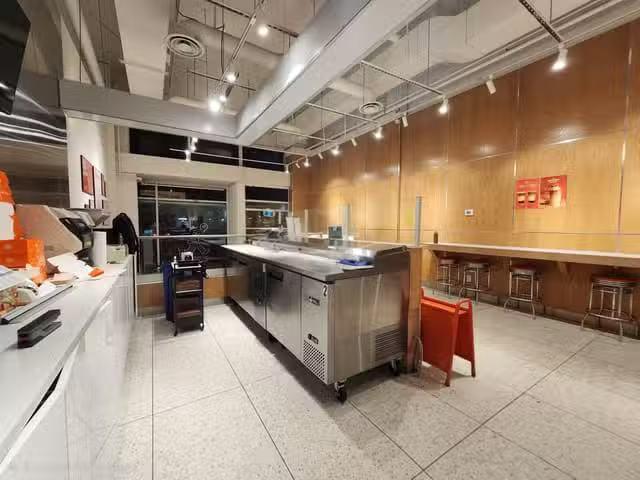 Business for sale in Vancouver, Vancouver West, 1660 Robson St.