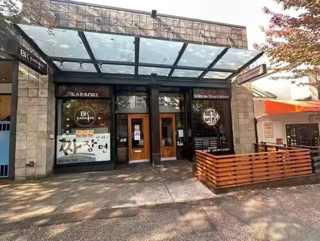 Business for sale in Vancouver, Vancouver West, 1638 Robson St.