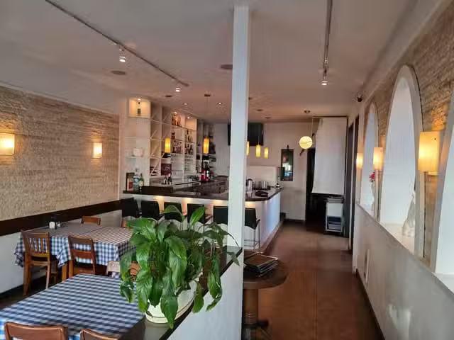 Business for sale in Vancouver, Vancouver West, 2222 W 4th Ave.