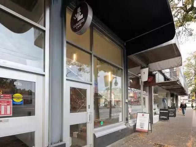 Business for sale in Vancouver, Vancouver West, 2815 W Broadwa.