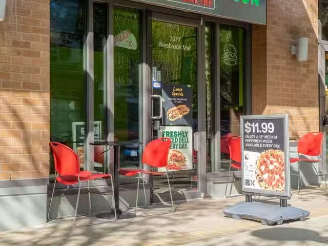 Business for sale in Vancouver, Vancouver West, 3317 Wesbrook.