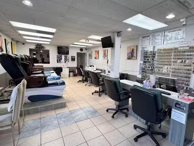 Business for sale in Abbotsford, Abbotsford, 1647 Confidential.