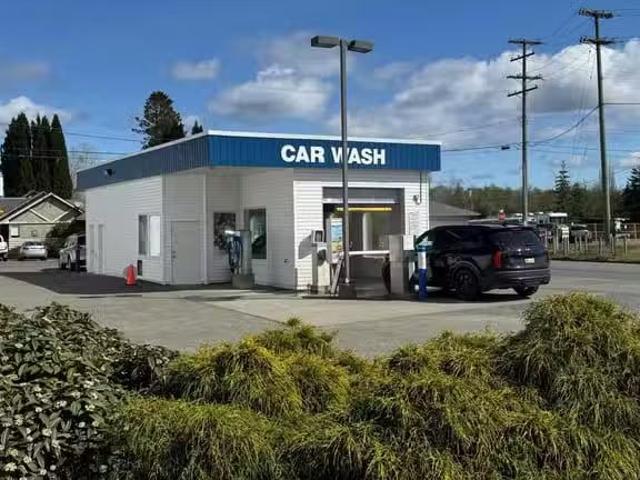 Business for sale in Campbell River, 2060 Island Hwy, 1034334