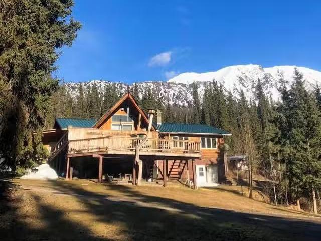 Business for sale in Cassiar, Iskut to Atlin, 40265 37 Highway.