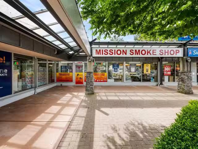Business for sale in Mission, Mission, 209 32530 Lougheed High.
