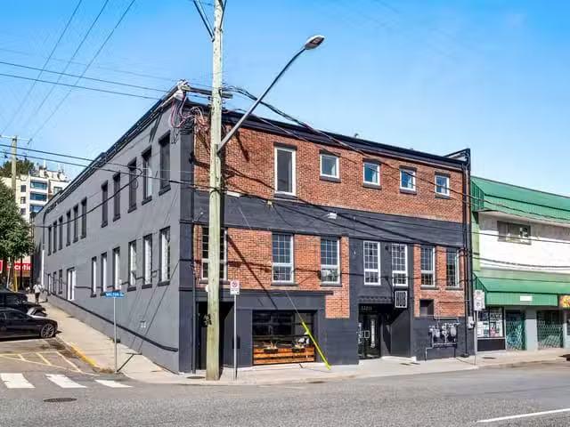 Business for sale in Mission, Mission, 33211 N Railway Avenue.