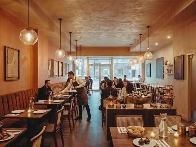 Business for sale in North Vancouver, North Vancouver, Confide.