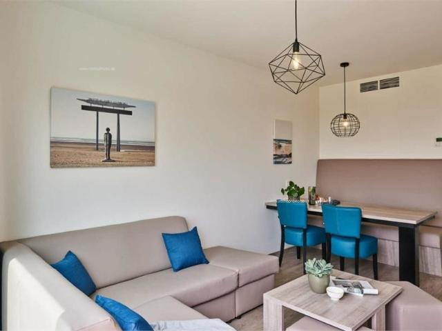 Business flat met 2 slaaphoeken in Holiday Suites Zeebrugge 6p